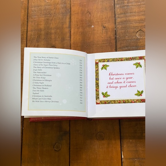 CHRISTMAS BOOK - Picture 4 of 10